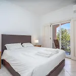 Centre Flat *